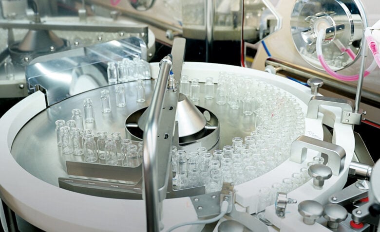 Detail of Comecer Baby-Phill_Vial-Feeding-Rotating-Table